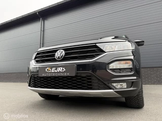 Volkswagen T-Roc 1.5 TSI DSG Active CLIMA*CARPLAY*PDC*STOELVERW / 15