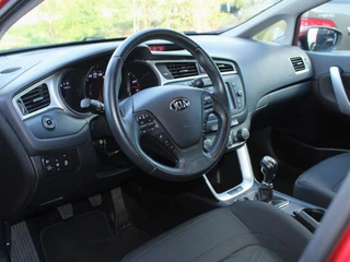 Kia Ceed 1.0 T-GDi ComfortPlusLine Navigator Trekhaak, 2e Eigenaar, Cruise Control, Carplay/Android Auto, Achteruitrijcamera, Airco / 6