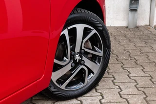 Peugeot 108 1.2 Allure|NW. APK|CLIMATE|MULTIMEDIASCHERM|BLUETOOTH|ELEK.PAKKET / 26