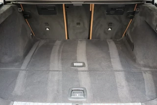 BMW 3 Serie Touring 320i High Executive M Sport Pakket Automaat  / Live Cockpit Professional / Cruise Control / Stoelverwarming / Active Guard Plus / Hifi / LED / Climate Control / Leder / 19 Inch / DAB / 38