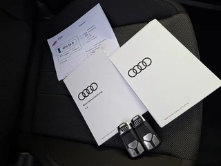 Audi A4 Avant 35 TFSI * AUTOMAAT * Black Pakket * Navigatiesysteem * Stoelverwarming * 56.000KM! * ZEER Netjes! * / 21