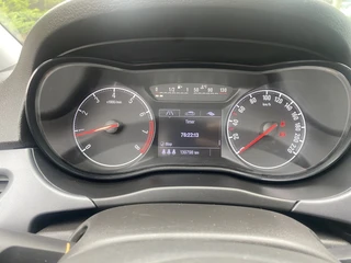 Opel Corsa 1.0T 66KW/90PK 5D / 13
