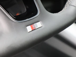 Audi A3 Sportback 45 TFSi e 272 Pk S-Line Competition / 38