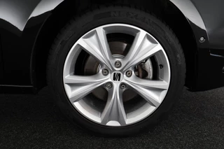 SEAT Leon 1.4 TSI 204pk eHybrid PHEV FR Business Intense Stoelverwarming Navigatie / 44