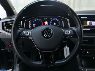 Volkswagen Polo 1.0 TSI Highline Business R R-Line Virtual Cockpit Parkeersensoren Navigatie DAB+ / 7