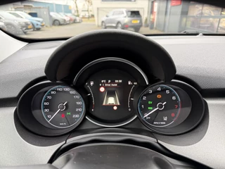 Fiat 500X 130pk Hybrid (Camera - LED - Navigatie via APP - Parkeersensoren V+A - Automatische Airco - 17") / 20
