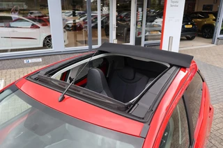 Toyota Aygo JOY CABRIO CLIMA APPLE/ANDROID CAMERA LM-VELGEN EL-RAMEN DAB / 23