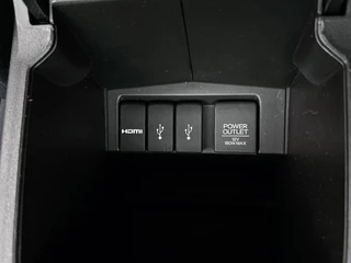 Honda CR-V 2.0 S | Cruise control | Stoelverwarming | Navigatie | Camera | Trekhaak / 31
