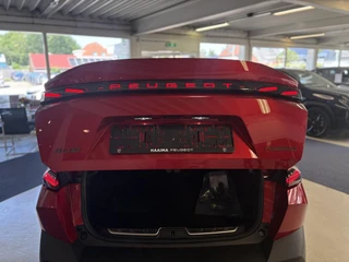 Peugeot 408 1.2 GT Hybrid 145 | VOORRAAD | Focal Premium Audio | Schuif-/kanteldak | Trekhaak | 8 Jaar garantie | Full Options / 10