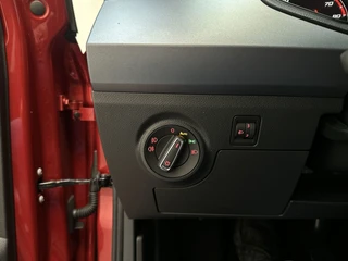 Seat Arona 1.0 TSI 110pk Style Business Intense Camera Navigatie Climate Control Adaptive Cruise / 27