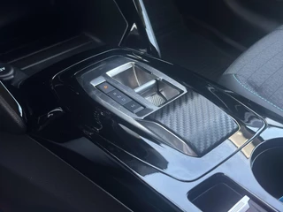 Peugeot 208 1.2 PureTech Allure Pack | Adaptive Cruise Control | Parkeercamera/-sensoren | Keyless Start | Apple Carplay/Android Auto | Climate Control | i-Cockpit | Navigatie | DAB | Full LED | Dealer Onderhouden | / 26