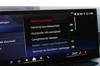 BMW X5 xDrive50e M-Sport Pro  | Vierwielbesturing | Trekhaak | Spoilerpakket | H&K | Panoramadak | Luchtvering / 46
