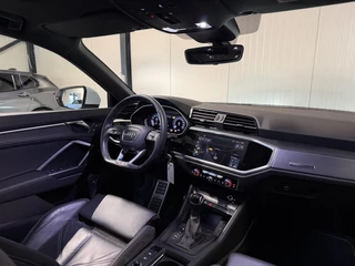 Audi Q3 Sportback 35 TFSI S-line Pano Virtual Black Optic / 23