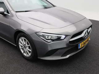 Mercedes-Benz CLA-klasse Shooting Brake 180 Business Solution 136 Pk Automaat | Stoelverwarming | Camera | Cruise Control | CarPlay | Climatronic | 16 Inch | 97.722 Km !! / 13
