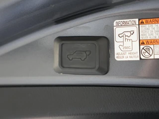 Toyota RAV4 2.5 Hybrid Dynamic / 25