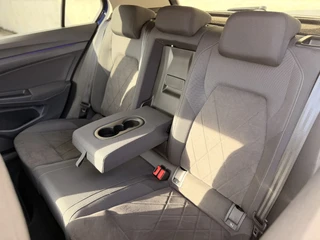 Volkswagen Golf 1.5 eTSI DSG IQ Light Memory Massage Sfeer ACC / 13