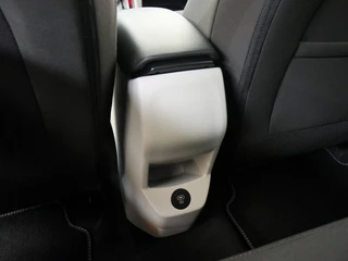 Hyundai i20 1.0 T-GDI Premium Automaat Twotone-interieur | Navigatie / 39