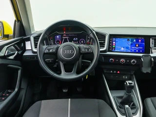 Audi A1 Sportback 25 TFSI Pro Line Zwart dak | Carplay Navigatie | Sportstuur / 4