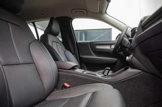 Volvo XC40 2.0 B3 Core MY2026|Leder|Keyless|PDC|Camera|Carplay / 7