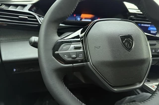 Peugeot 308 1.2 Hybrid 145 e-DCS6 Allure AGR l Stoelverwarming l 360 Camera l PDC l Wireless Apple Carplay & Android Auto l Navigatie l Draadloze Telefoonlader l Lichtmetalen Velgen l LED l Adaptive Cruise Control / 22