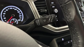Volkswagen T-Roc 1.0 TSI Style Business CARPLAY NAVI ADAPTIEF CRUISE. / 33