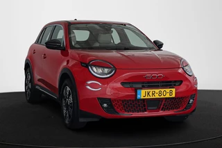 Fiat 600e Urban 54 kWh SOH 97% Pack Style Apple CarPlay / 2