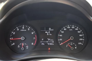 Kia Stonic 1.0 T-GDi DynamicLine 1e Eigenaar | Navigatie | Camera | 12 mnd BOVAG garantie | Whatsapp 06-53188999 / 13