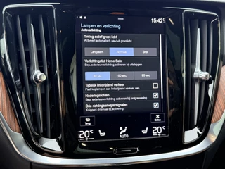 Volvo V60 2.0 T6 Recharge AWD Inscription  | Trekhaak | Pano | LED | Keyless | Adapt. Cruise | Apple/Android | Four C / 63