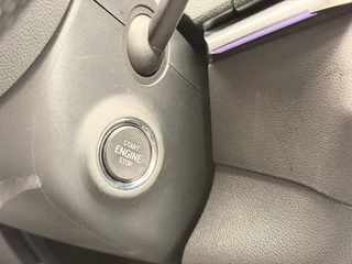 Skoda Karoq 1.5 TSI DSG Pano Camera Canton Leder/alca Trekhaak CarPlay Keyless Sfeer / 25