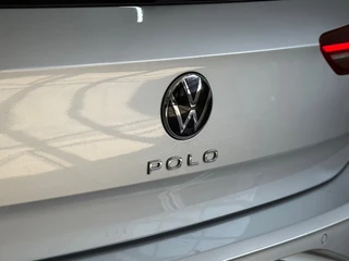 Volkswagen Polo 1.0 TSI R-Line | 110PK | IQ.Drive pakket | Virtual | Full LED Matrix Beam | Camera | Discover Pro | Clima |Ambient / 35