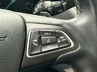 Ford Kuga 1.5 EcoBoost Vignale | Trekhaak | Leder | Panorama | Adaptive-cruise | Stoelverwarming | / 31