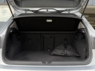 Volkswagen Golf 1.5 eHybrid Life Edition PHEV | ERGO Massage | LED | Camera | ACC | Sfeerverlichting ( Vestiging - Vianen) / 35