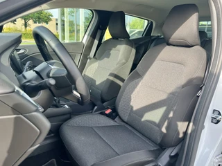 Renault Clio 1.0 TCe 90 Evolution  | Lichtmetaal | Parkeersensoren | Airco | Cruise Control | NL Auto | BTW Auto | Apple CarPlay/Android Auto / 6