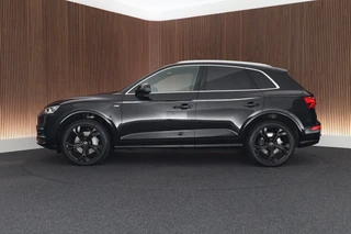 Audi Q5 50 TFSI e 299pk quattro S edition Trekhaak Virtual Cockpit Led Keyless ACC Stoelverwarming 2x S-Line / 7