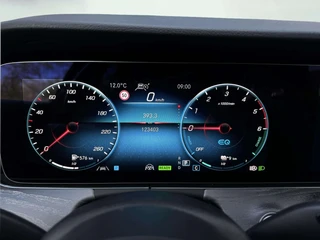 Mercedes-Benz E-klasse Estate 300 de Avantgarde AMG Line / 14