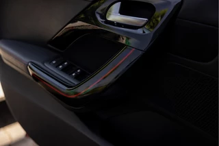 Peugeot 2008 1.2 PureTech GT-line  | Distributie riem V.V. | Carplay | Parkeersens. / 33