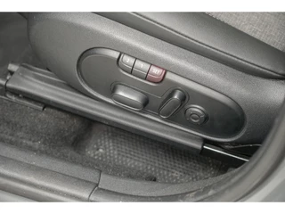 MINI Countryman 1.5 Cooper S E ALL4 Panoramadak | Harman Kardon | Head Up | ACC / 25