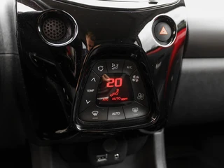 Peugeot 108 1.0 e-VTi Allure 5drs. TOP! | Open dak | Camera | Slechts 10.541km / 21