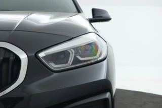 BMW 1 Serie 116d High Executive  5 Deurs hb, Navigatie, Climate / 7