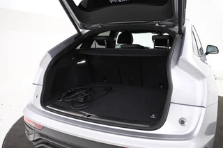 Audi Q5 Sportback 55 TFSI e S edition  Electrische trekhaak, Apple carplay / Android auto, Panorama dak, S line! / 15
