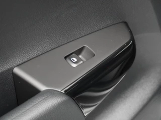 Kia Picanto 1.0 GDi DynamicPlusLine  - Apple Carplay/Android Auto - Navigatie - Achteruitrijcamera - Cruise Control - LM Velgen - Fabrieksgarantie t/m 2033 / 33
