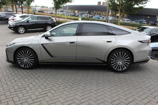 Lexus ES 350e President Line DIRECT LEVERBAAR MARK LEVINSON SOFT-CLOSE STOELVENT 21"VELGEN / 9
