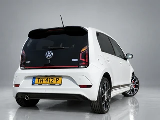 Volkswagen up! 1.0 TSI GTI 116 pk  | 17 inch lichtmetaal | stoelverwarming | climate control | zwart dak-spiegels | NL auto / 6