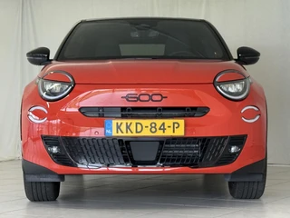 Fiat 600e Sport 54 kWh | Apple/Android | Parkeer Camera | Stoel-Verwarming / 4