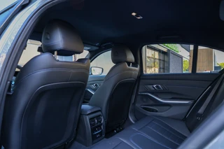 BMW 3 Series 330e M-SPORT  | BTW |  ACC | MEMORY | HUD | LED | KEYLESS | 360 | / 42