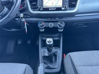 Kia Stonic 1.0 T-GDi DynamicLine | Navigatie | Two-Tone | Cruise control | LM-Velgen / 20