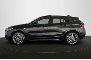 BMW X2 xDrive25e High Executive M Sport Panoramadak Keyless Rood Leder / 34