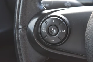 MINI Clubman 2.0 Cooper S Chili 192 pk  | Nav | Bluetooth | Cruise Control | Stoelverwarming | LED/Xenon / 17