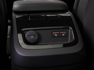 Volvo V60 T8 AWD Plus Dark 455PK Panoramadak HeadUp Display 360 Cam Alarm Getint glas / 8