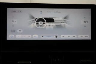 Omoda 5 EV Premium 61 kWh *DEMO* - Full Options! - Stuur-/stoelverwarming - Draadloze Apple Carplay of Android Auto - Schuif-/kanteldak - 7 jaar of 150.000km Fabrieksgarantie / 24